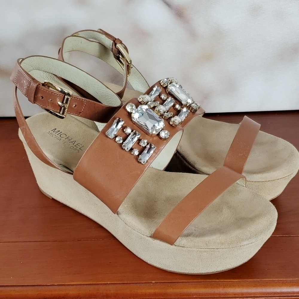 Michael Kors platform - 9 - Picture 2 of 6